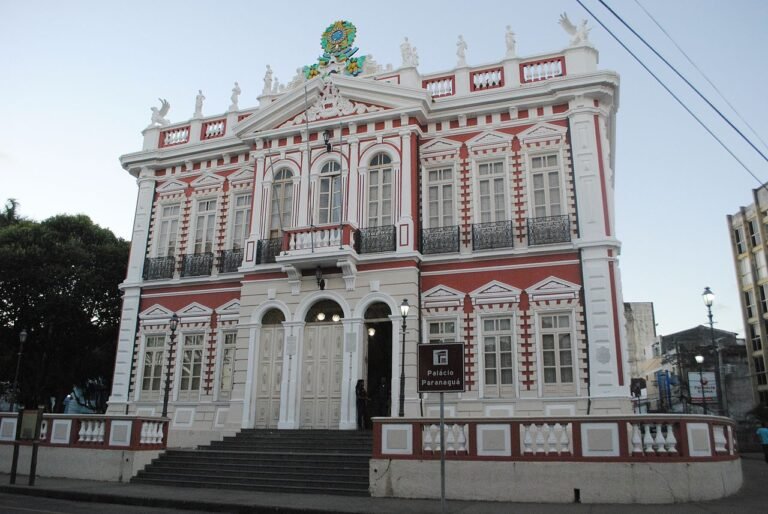 Descubra a História Viva no Palácio do Paranaguá em Ilhéus