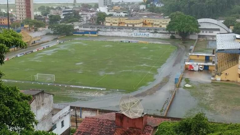 Prefeitura cogita interditar Estádio Mário Pessoa em Ilhéus | Previsão de mais chuva impede jogo Barcelona x Vitória